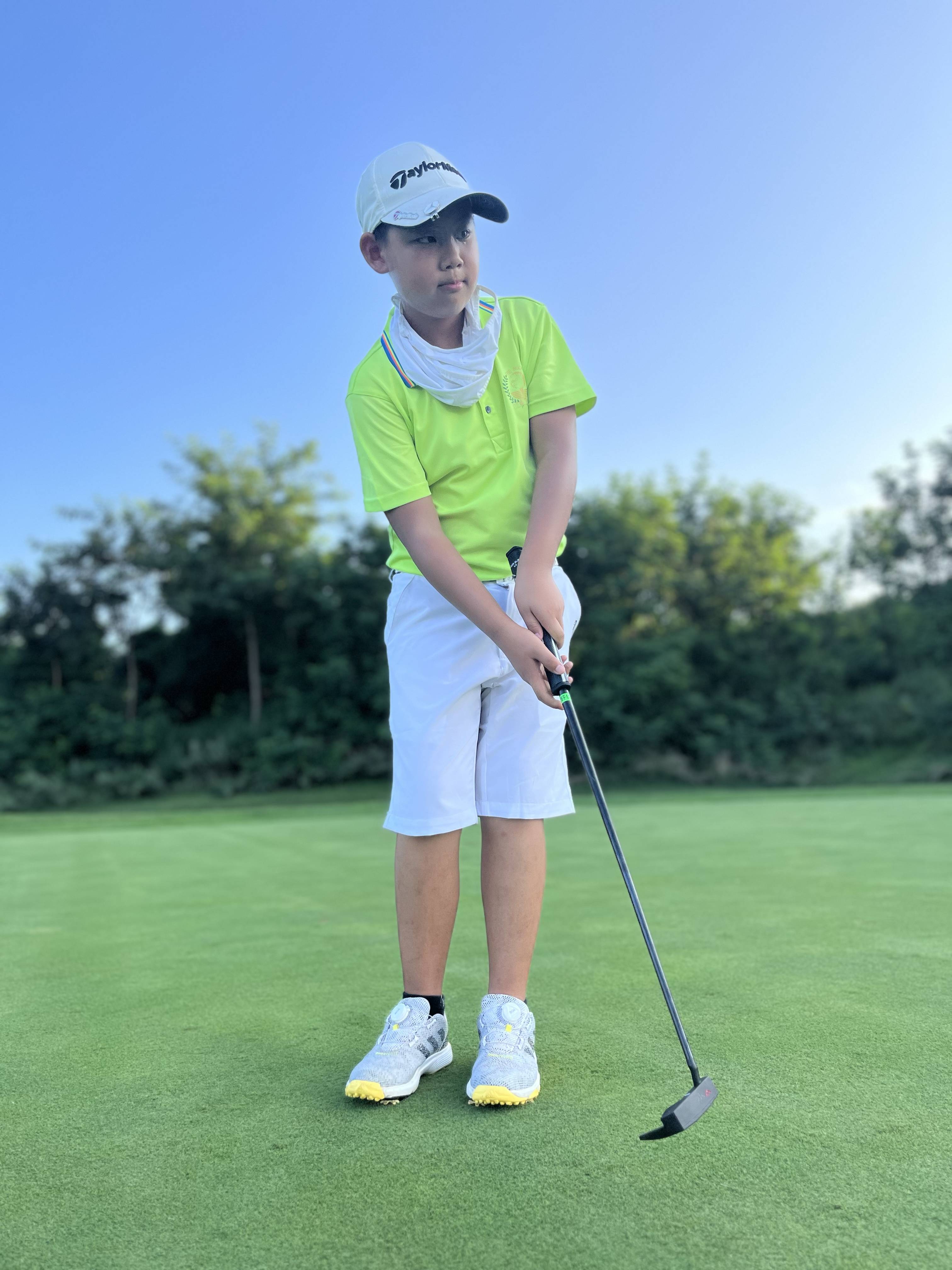 开云体育官网-关于高尔夫球员突破自我，表现堪称完美的信息