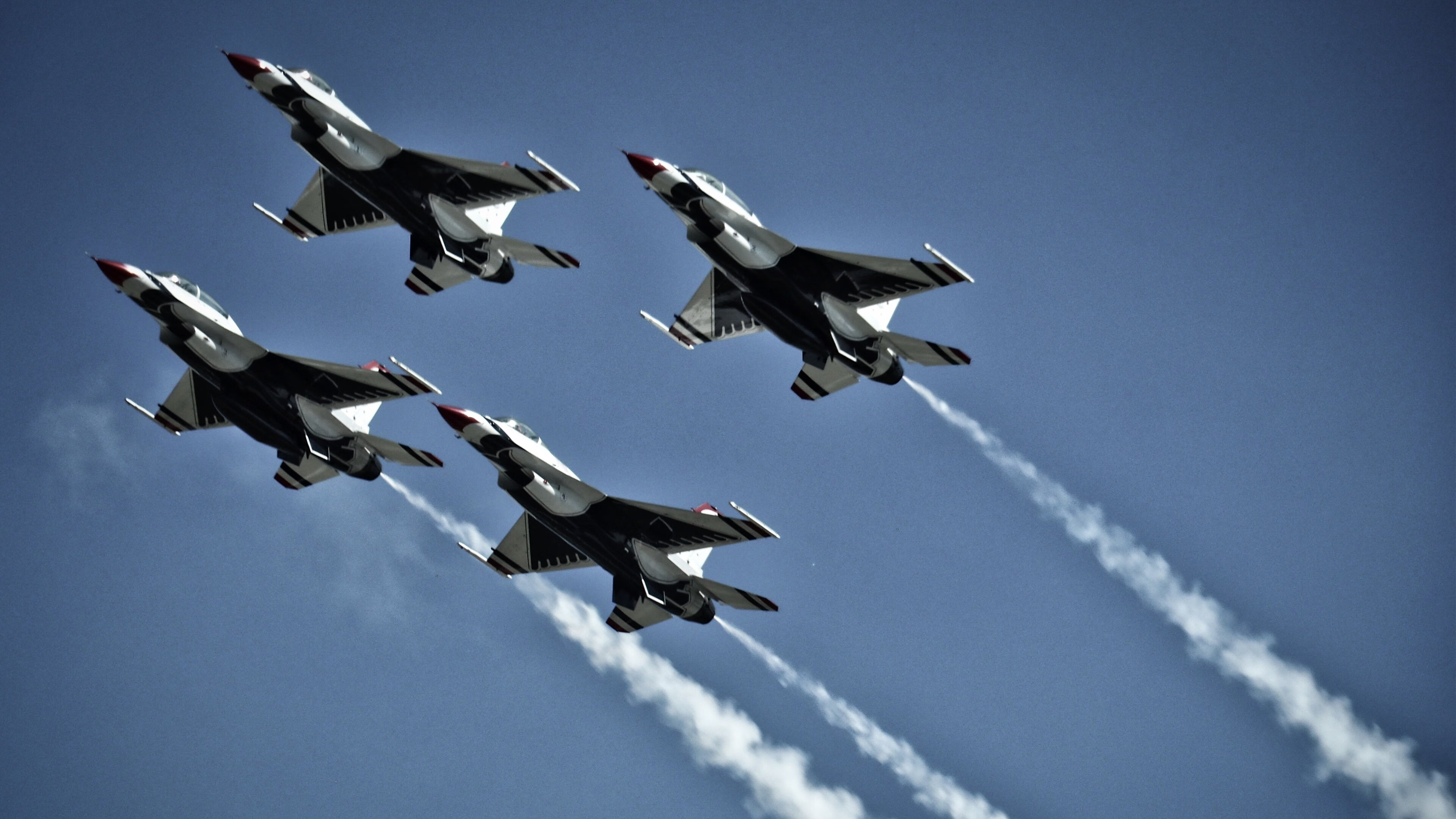 开云体育登录-卡拉斯科的双面统治，个人神迹如何撬动团队胜利