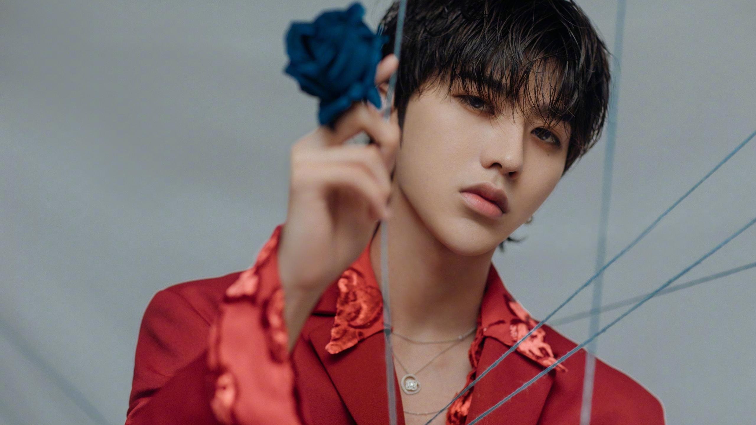 开云体育-黄喜灿的压制与苏格兰的节奏，足球场上的时空双重奏