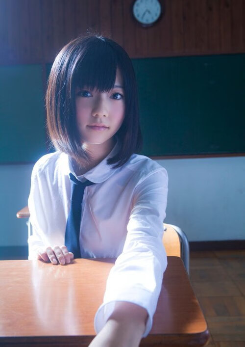 开云体育-当爱德华兹身披雄鹿战袍，一场虚实交织的关键先生论证